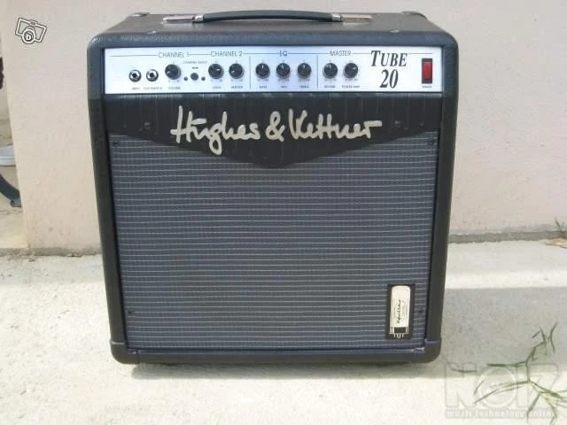 HUGHES AND KETTNER TUBE 20 COMBO first e