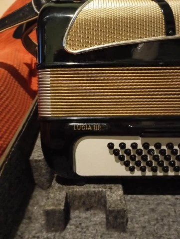 hohner ακορντεόν 80bass Lucia llp