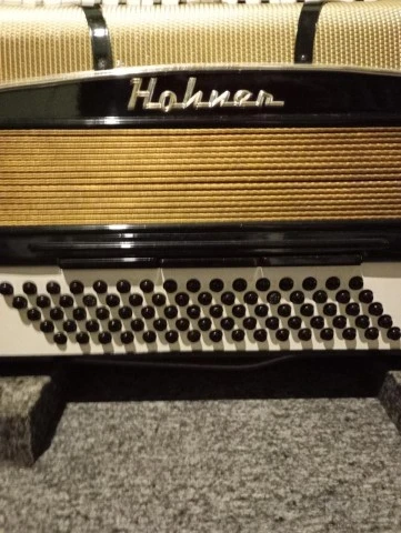 hohner ακορντεόν 80bass Lucia llp