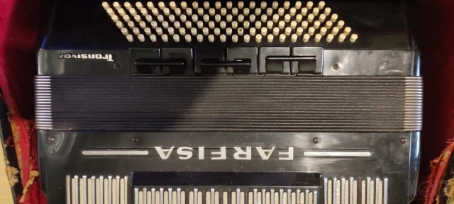 Ακορντεόν Farfisa Tronsivox 120bass