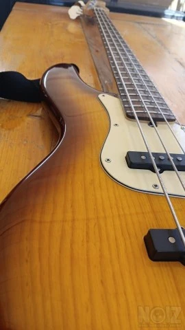 Fender jazz bass American deluxe