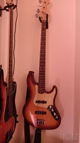 Fender jazz bass American deluxe