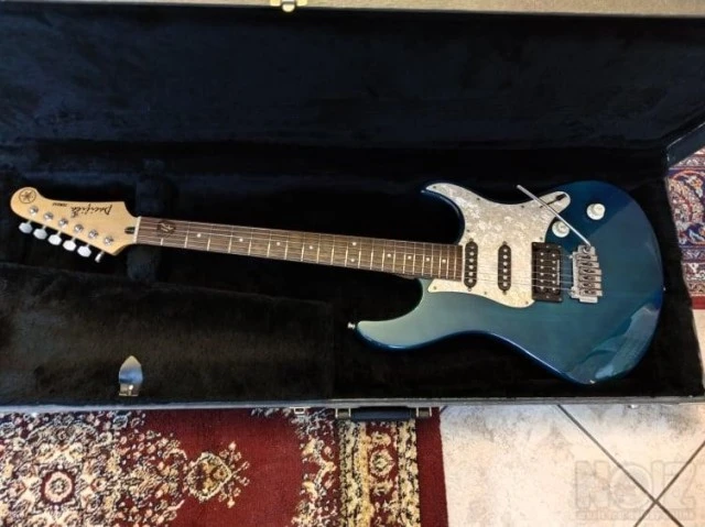 Yamaha Pacifica PAC604w