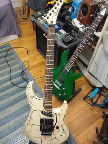 Washburn EC29 Spitfire II White Crackle 