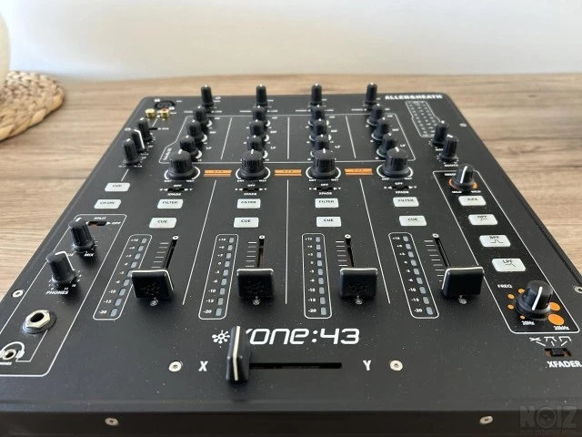 Allen & Heath Xone 43