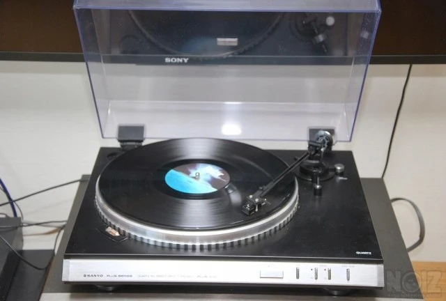 Πικάπ Sanyo Plus Q - 40 + Audio Techn