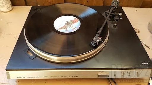 Πικάπ Sanyo Plus Q - 40 + Audio Techn