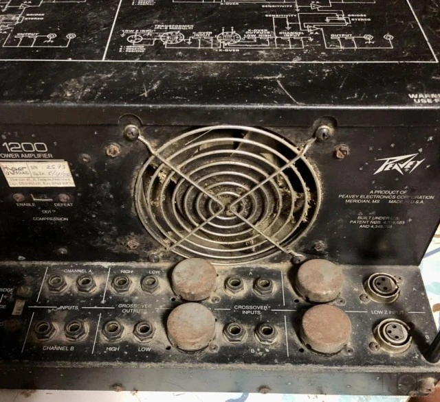 Peavey CS-1200 Stereo Power Amplifier
