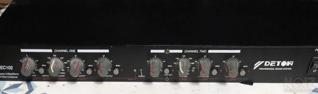 Crossover Deton EC102
