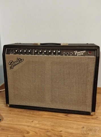 Fender Frontman 212R