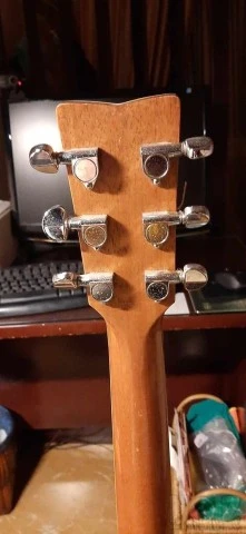Yamaha FG730S Red Label