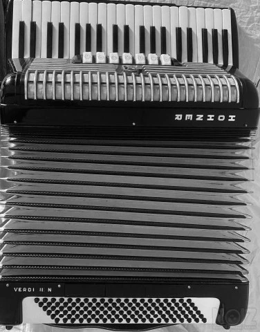 ΑΚΟΡΝΤΕΟΝ Hohner 120 bass Keys  - Γερμαν