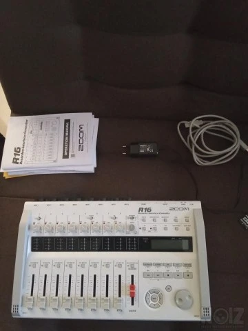 Zoom R16