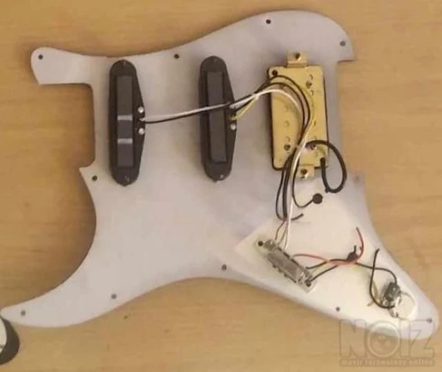 Harley benton pickguard +3pickups