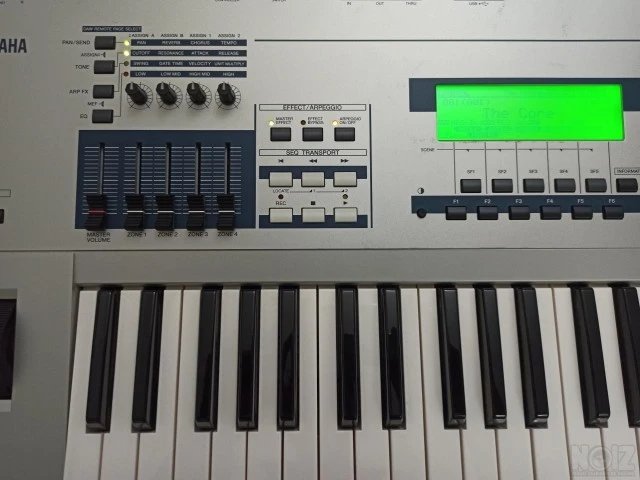 Yamaha MO6 Workstation Synth