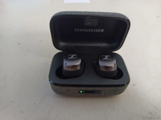Ακουστικά Earbuds Sennheiser Momentum Tr