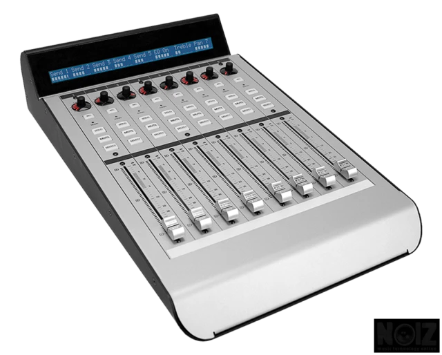 MACKIE XT pro extender (DAW controller)