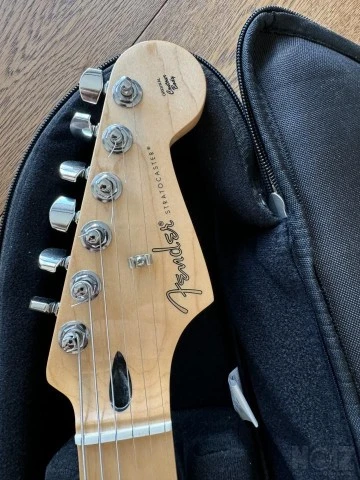 Fender Stratocaster Player Series MNBCR
