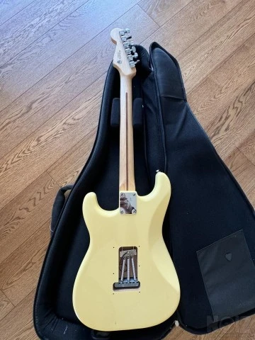 Fender Stratocaster Player Series MNBCR
