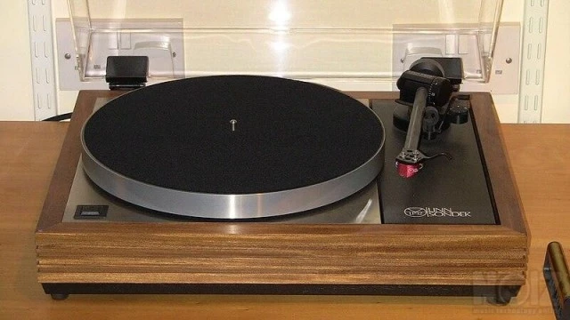 ΠΙΚΑΠ  LINN SONDEK LP-12 – LINN BASIK Pl