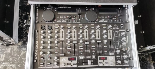 Behninger Vmx1000 american audio UCD 200