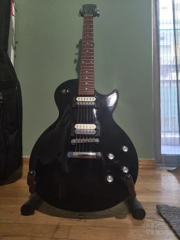 Epiphone Les Paul + Mustang Micro