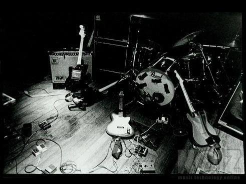Ζητηται Α Κιθαριστας & Drummer