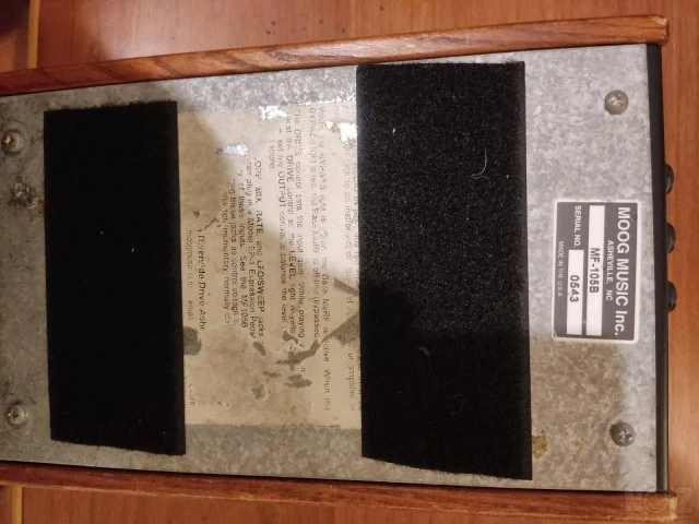 rare Moog MF-105B Moogerfooger Bass MuRF