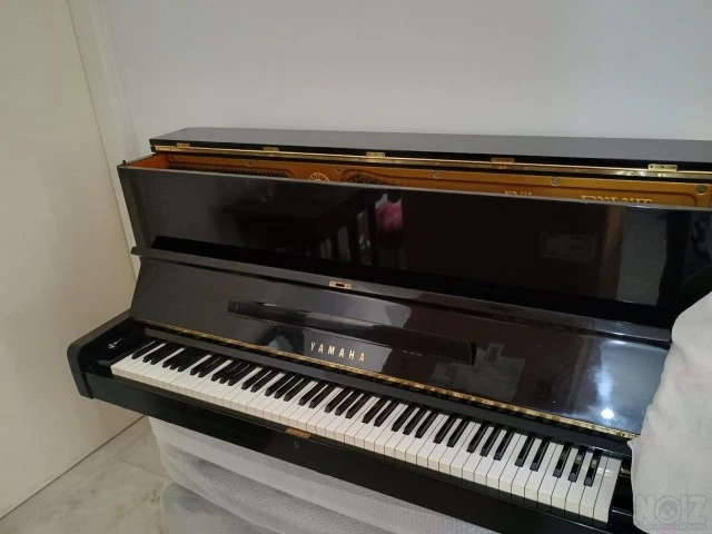 Πιάνο Yamaha U1