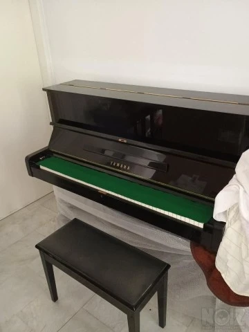 Πιάνο Yamaha U1