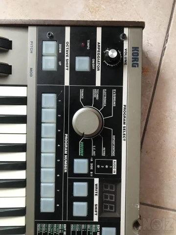 microKORG 2002