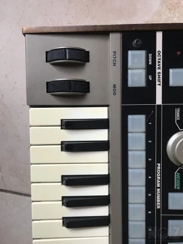 microKORG 2002