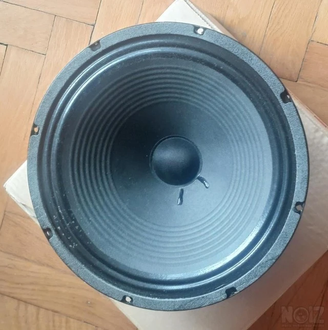 Fender 12