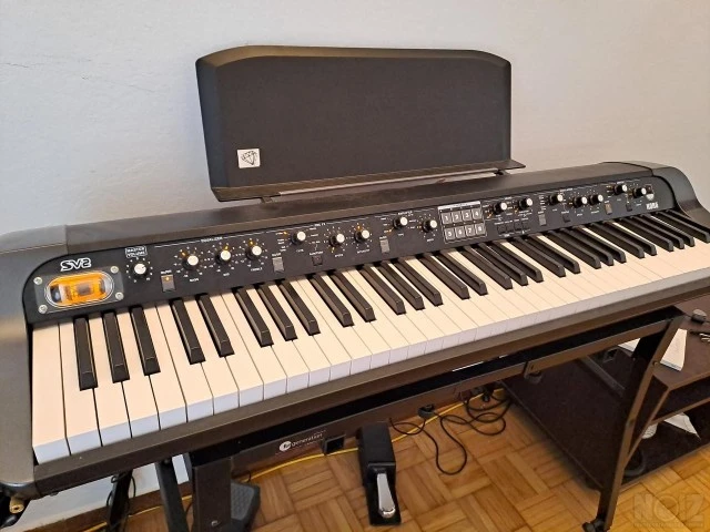 Korg SV-2 (73 Keys)