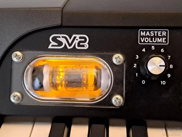 Korg SV-2 (73 Keys)