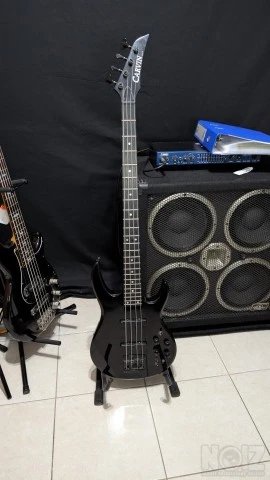 Carvin LB70 (USA)