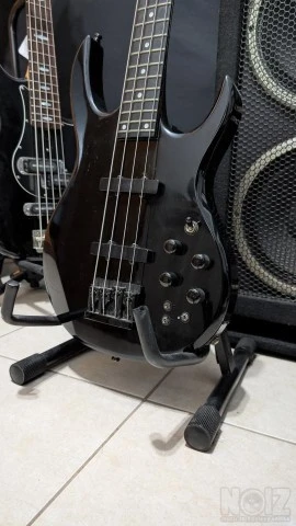 Carvin LB70 (USA)