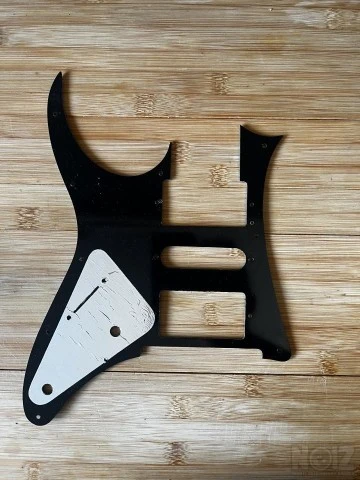 Ibanez Pickguard JEM555 black