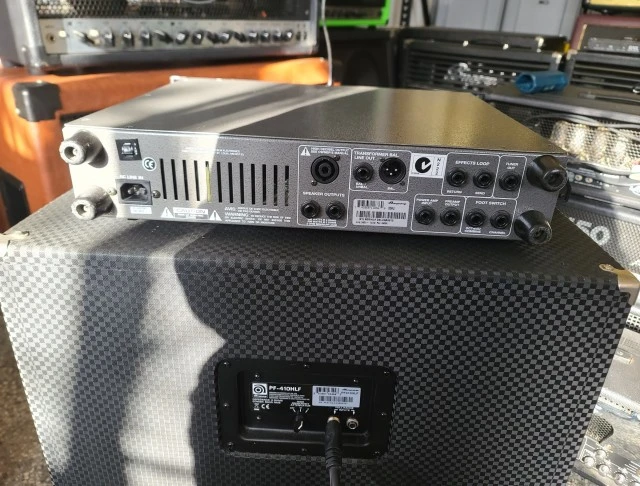 Ampeg B5R 500w USA &amp; Footswitch