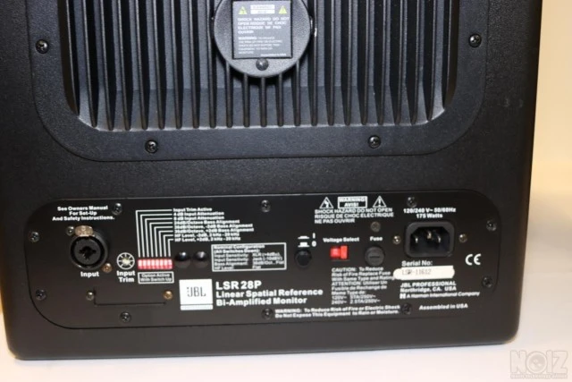 JBL LSR-28P Studio Monitor - μικρές φθορ