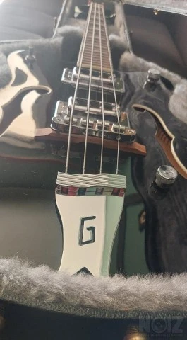 GRETSCH Electromatic, Semi Hollow Bass