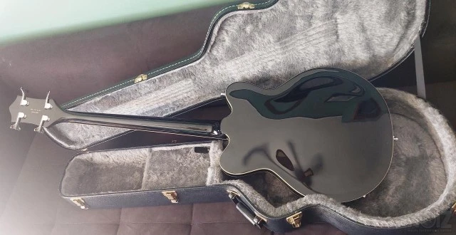 GRETSCH Electromatic, Semi Hollow Bass