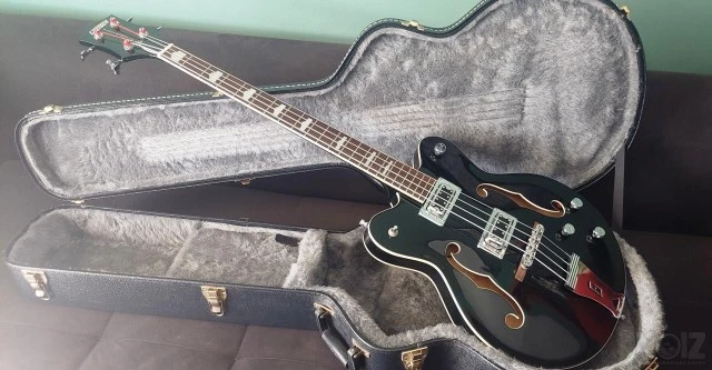 GRETSCH Electromatic, Semi Hollow Bass