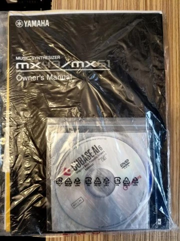 Yamaha MX61 V2