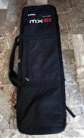 Yamaha MX61 V2