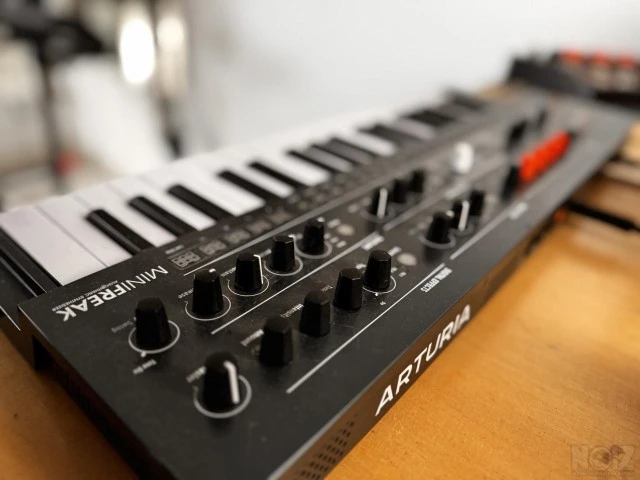 Arturia Mini Freak Synth