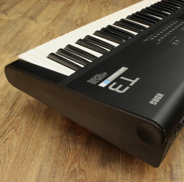 Korg T3 workstation