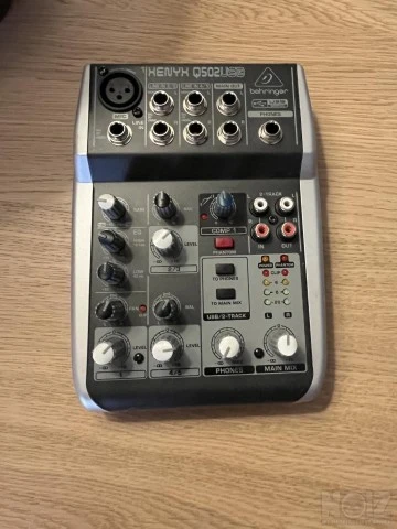 Mixer Behringer xenyx 502