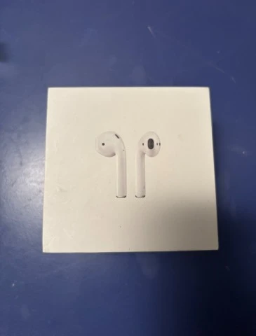 Apple AirPods (MV7N2ZM/A)