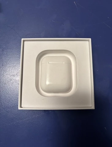 Apple AirPods (MV7N2ZM/A)